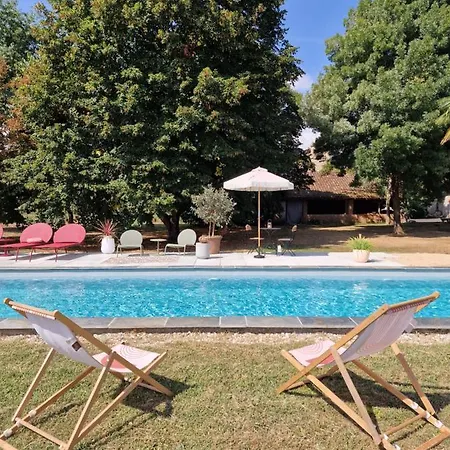 Chambre De Charme Dans Maison De Maitre 홈스테이 *