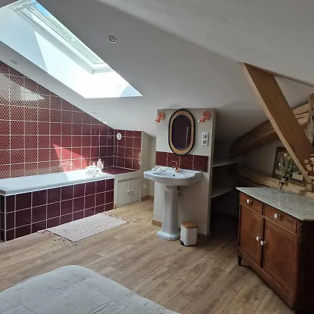 Chambre De Charme Dans Maison De Maitre 홈스테이 *