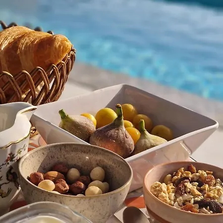 홈스테이 Chambre De Charme Dans Maison De Maitre