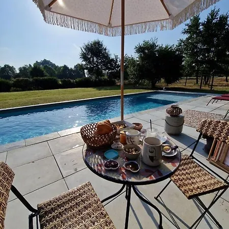 Chambre De Charme Dans Maison De Maitre 홈스테이 몽토방