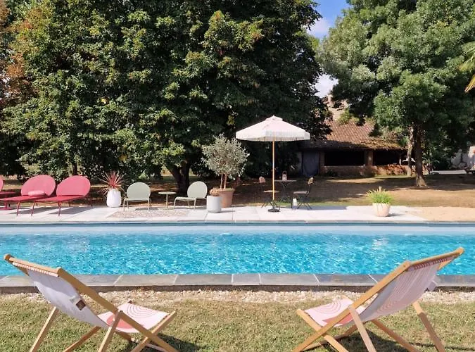 Chambre De Charme Dans Maison De Maitre Alloggio in famiglia *