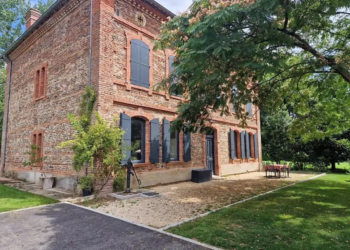 Chambre De Charme Dans Maison De Maitre Montauban